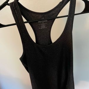 BLACK AND GREY TANKS SIZE SM